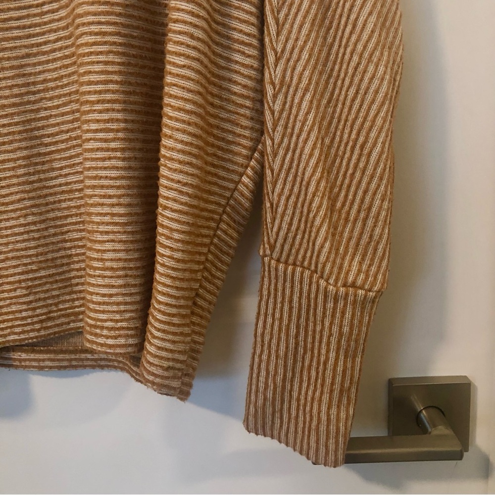 UO Out From Under Amelia Striped Sweater - Picture 5 of 9